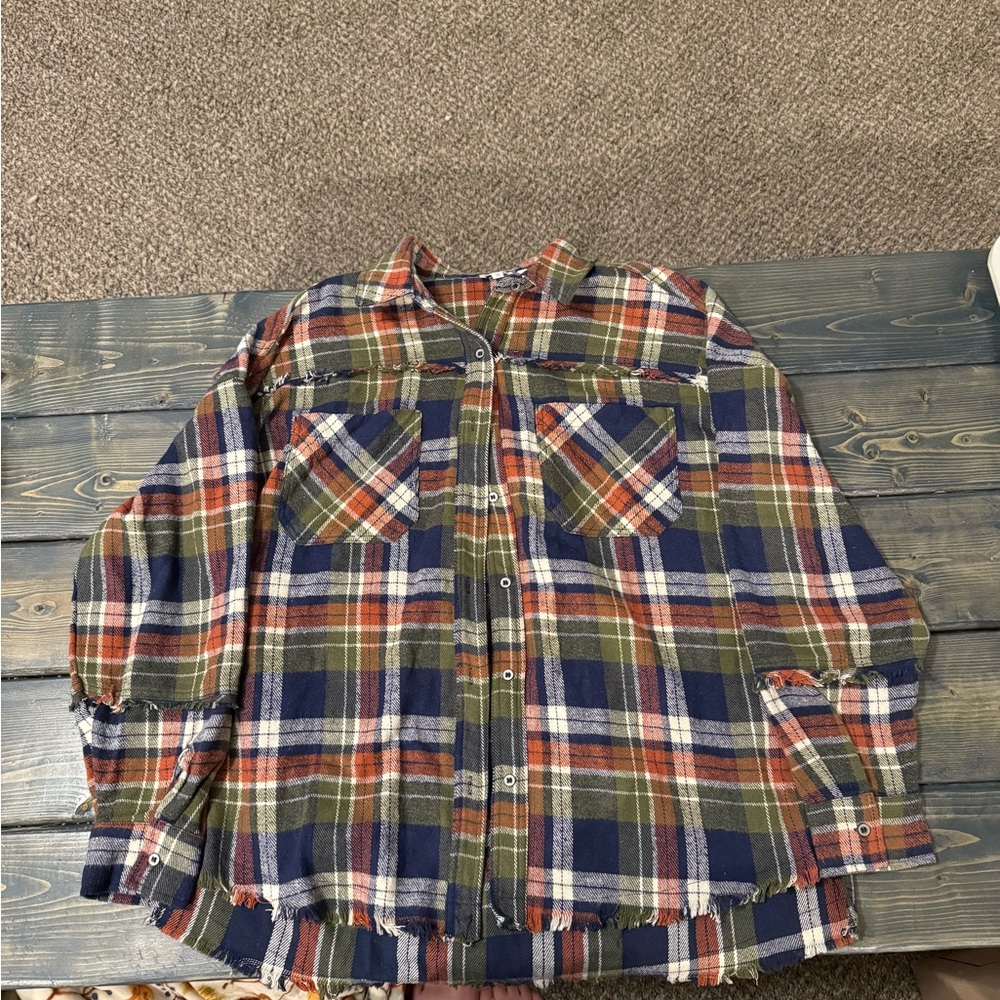 Buckle BKE Women’s Size L Flannel New!